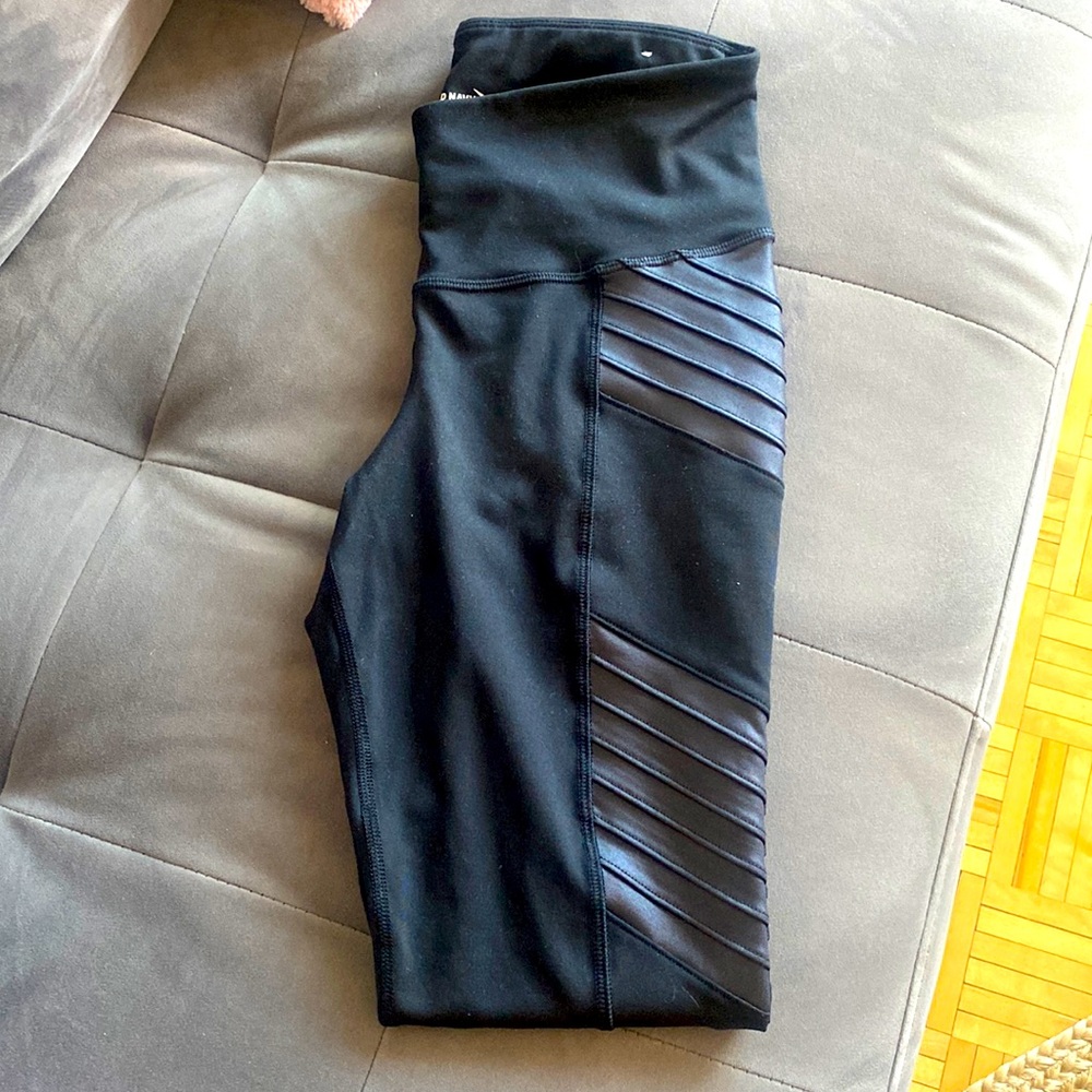 Old Navy Activewear Leggings